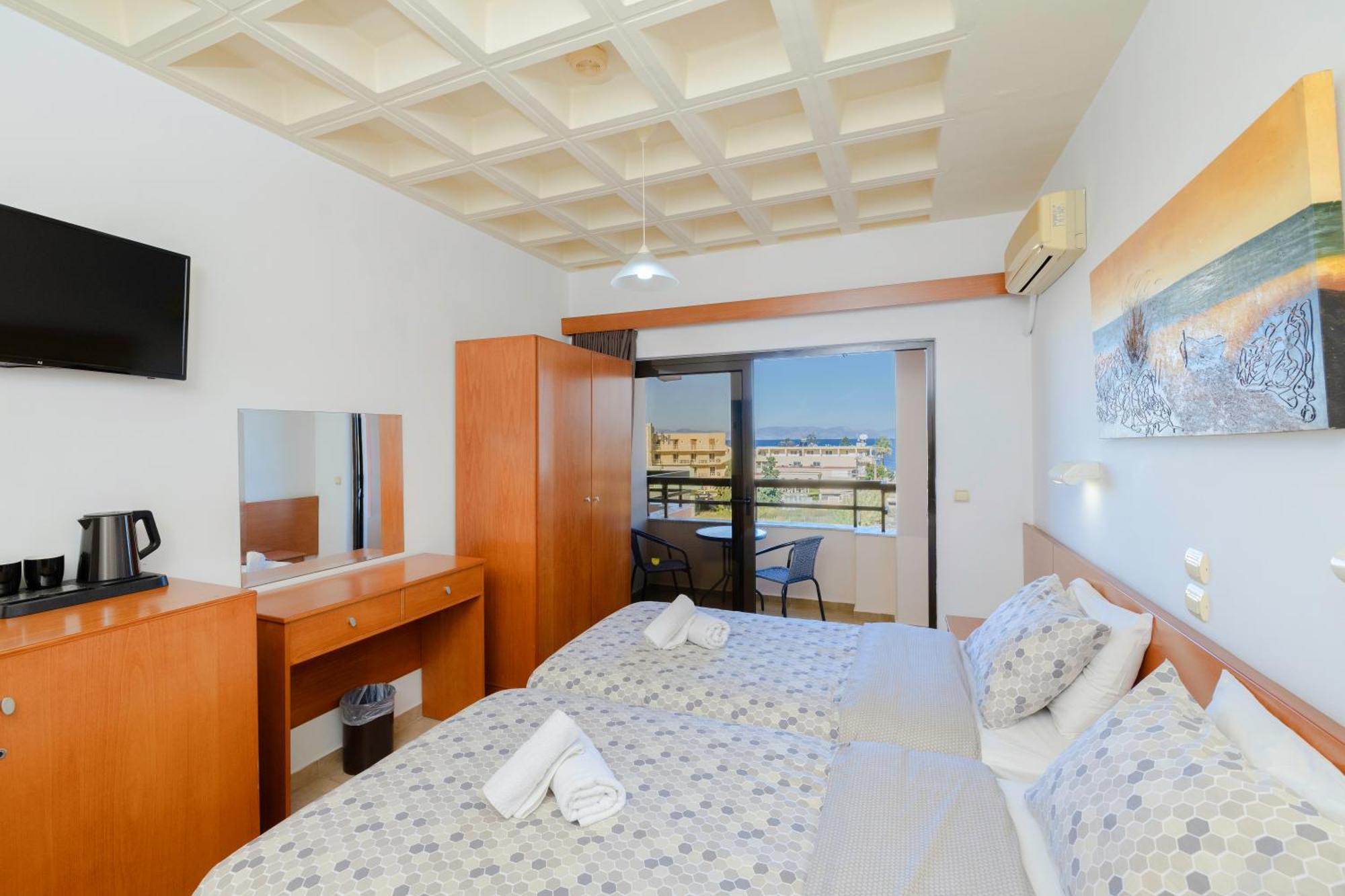 Heleni Beach Hotel Lalyssos Eksteriør billede